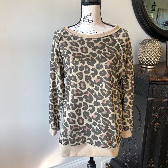 Tops - Animal Print Sweatshirt M
